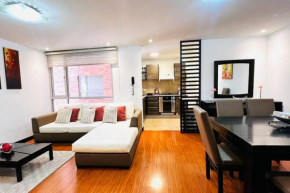 Departamento de lujo, Republica de El Salvador, junto al Hotel Sheraton, 2 dormitorios, wiffi y parking free